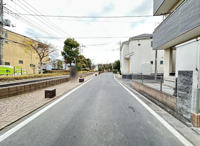 【前面道路含む現地写真】 | 志木市中宗岡1丁目　新築一戸建住宅　全1棟　(志木本店) | 前面道路の様子
