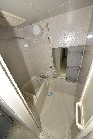 インボイス難波南レジデンスの浴室