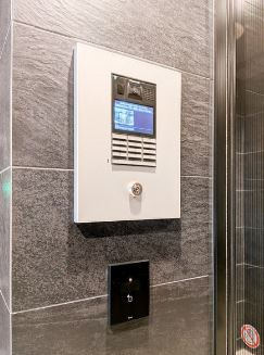 Urbanex浅草橋Frontのエントランス