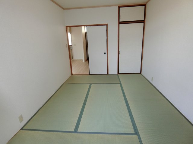 【バルコニー】