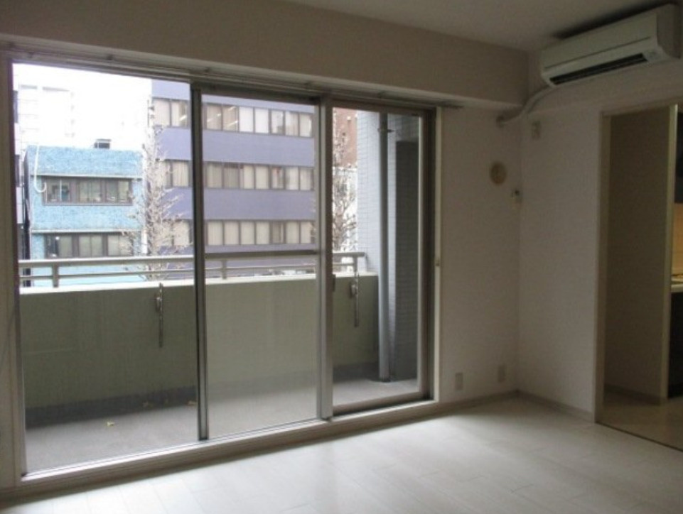 東急ドエル・アルス本郷南の居間・リビング