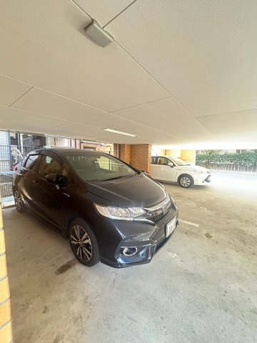 グレードタイム六甲の駐車場