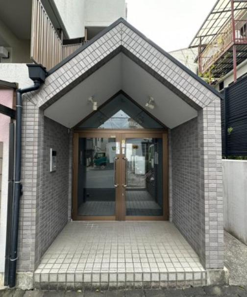 エクレール六甲のエントランス