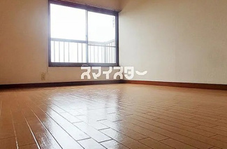 【寝室】
