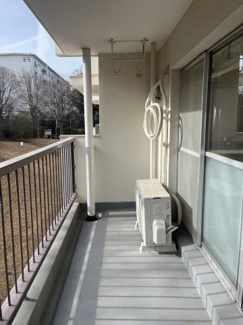 【バルコニー】 | たまプラーザ団地６街区３号棟 | 広々としたバルコニーです