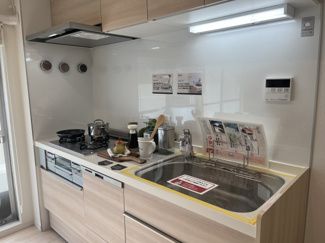 【キッチン】 | たまプラーザ団地６街区３号棟 | コンパクトなキッチンで掃除もラクラク