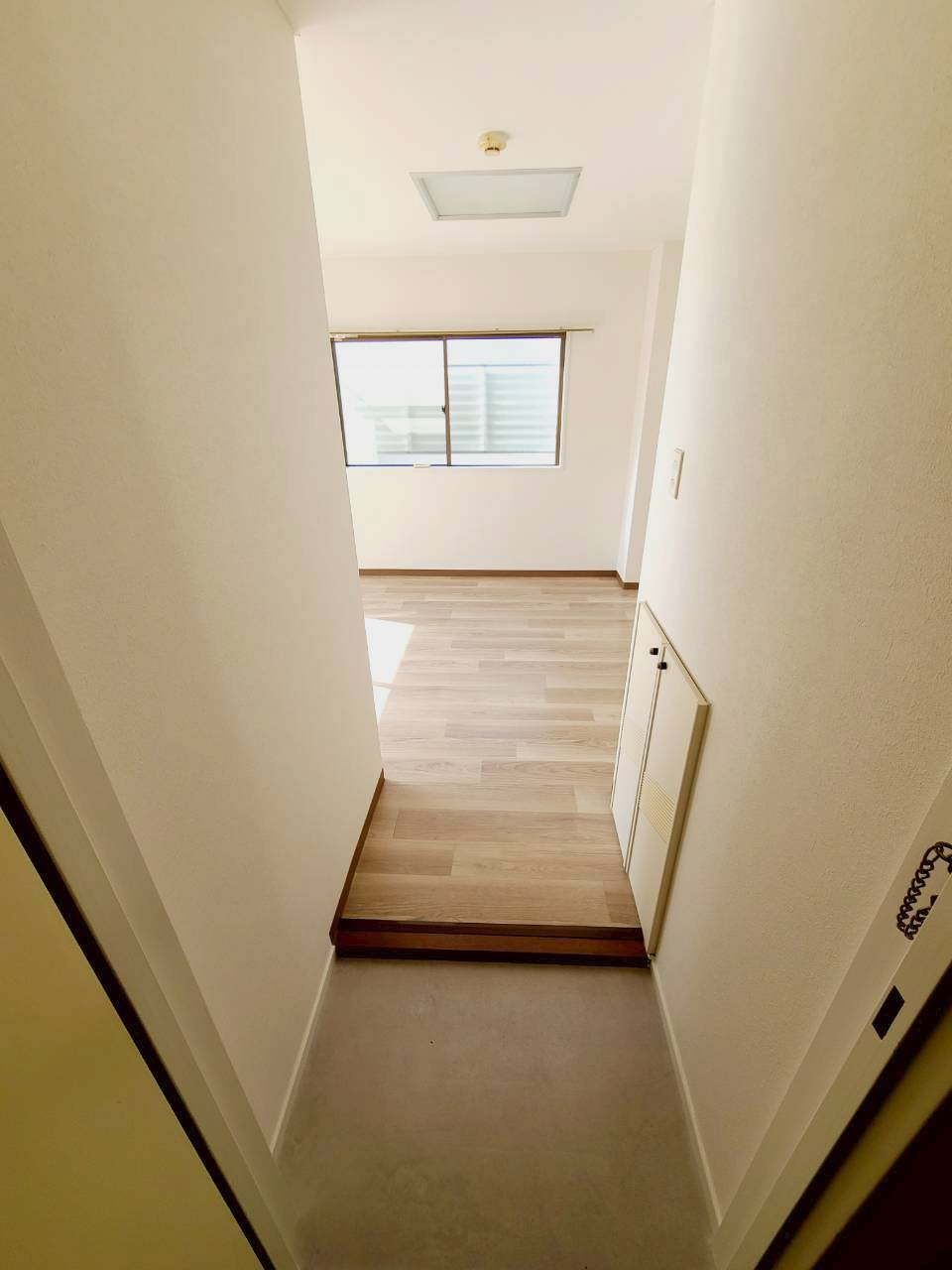 グランディア甲東園の玄関