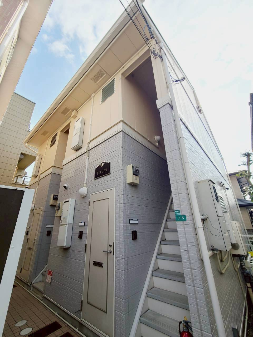 エントピアⅤの外観