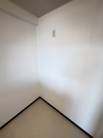 エリム摩耶のその他