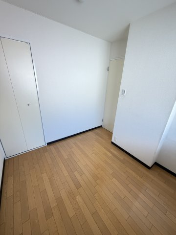 エリム摩耶の洋室