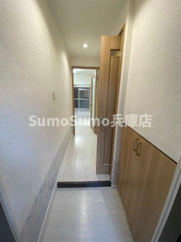 グレイスハイツ長楽の玄関