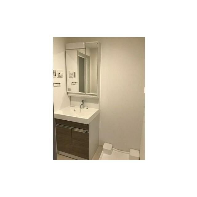 クレヴィスタ三軒茶屋の独立洗面台
