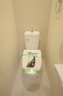 【トイレ】 | 【仲介手数料無料！！】日野市南平1丁目　新築戸建て（全2棟）1号棟　4530万円