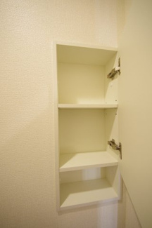 【収納】 | 【仲介手数料無料！！】日野市南平1丁目　新築戸建て（全2棟）1号棟　4530万円 | トイレ内収納