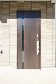 【玄関】 | 【仲介手数料無料！！】日野市南平1丁目　新築戸建て（全2棟）1号棟　4530万円