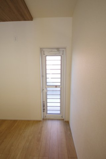 【その他】 | 【仲介手数料無料！！】日野市南平1丁目　新築戸建て（全2棟）1号棟　4530万円 | 勝手口