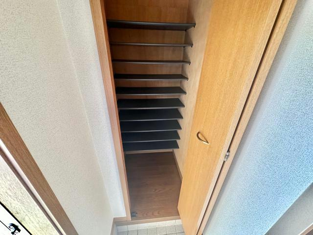 グリーンベルトの玄関