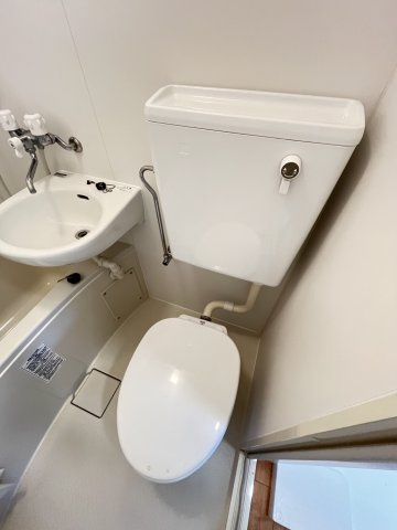 シャトー御影のトイレ