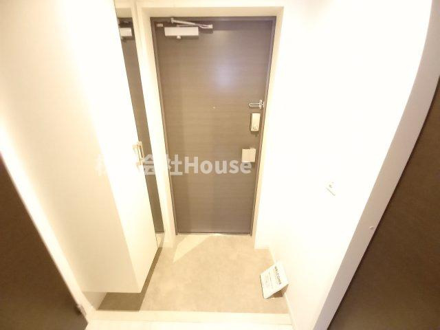 神戸Harborside 萬利Residenceの玄関