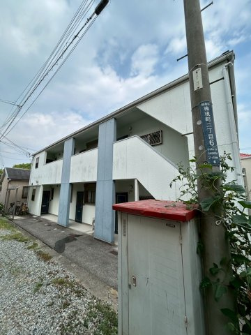コートフジの外観