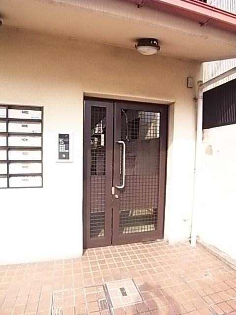 ジュネス神戸の外観