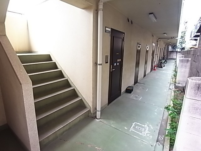 ジュネス神戸の外観