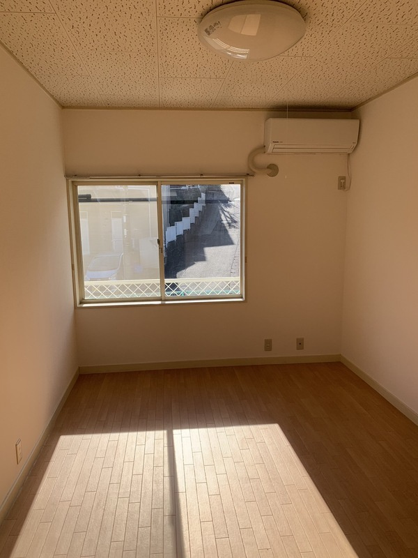 エスポワールの居間・リビング|※別号室の参考写真です