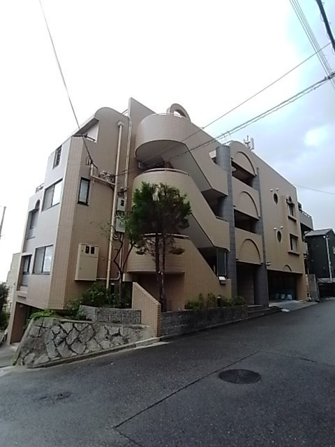 サンパレス21御影山手の外観