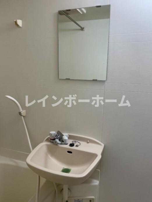 West Woodの洗面所