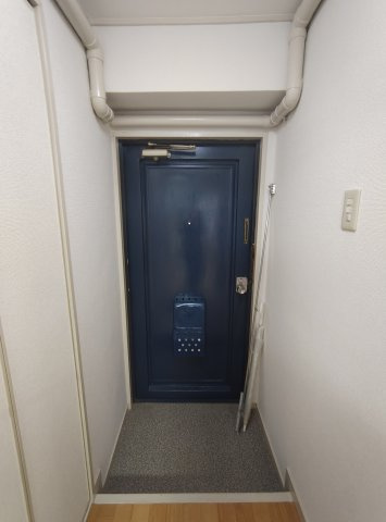 サンロイヤル王子の玄関