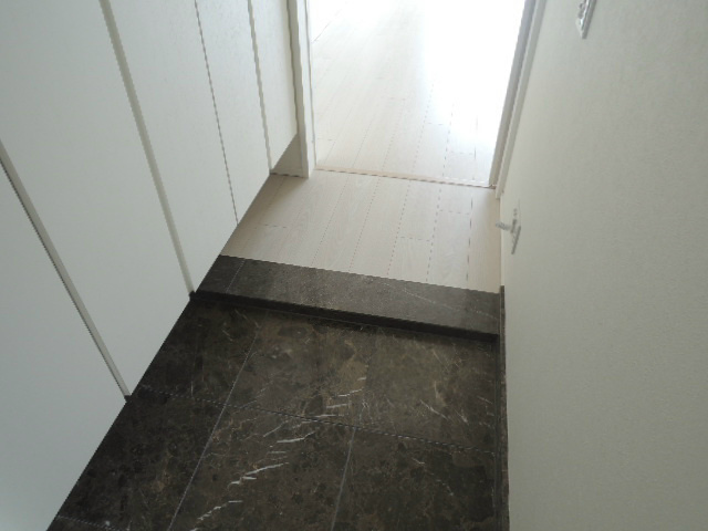 ザ・パークハウス神戸トアロードの玄関