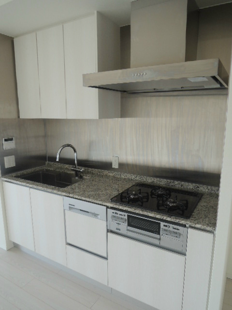 ザ・パークハウス神戸トアロードのキッチン