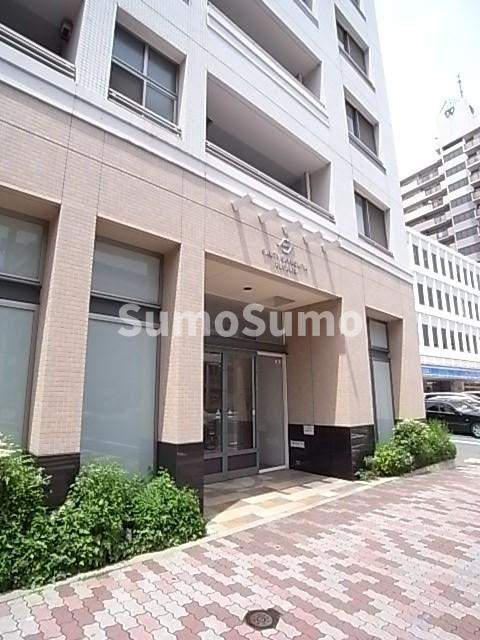 サムティ三宮レガニールのエントランス