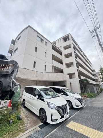 シュトラーセ泉の外観