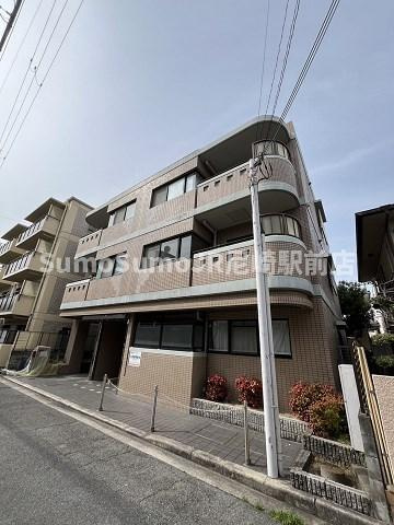 シャトー武庫之荘の外観|落ち着いた雰囲気の外観です