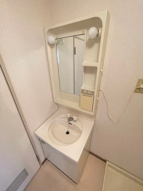 シャロン長田の洗面所