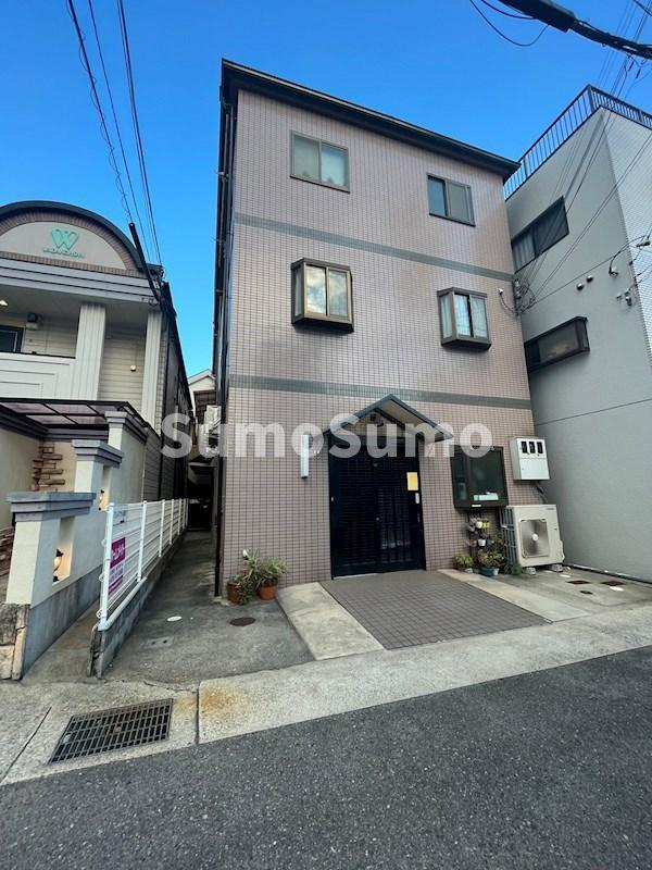 ジョイフル前田の外観|外観は落ち着いています