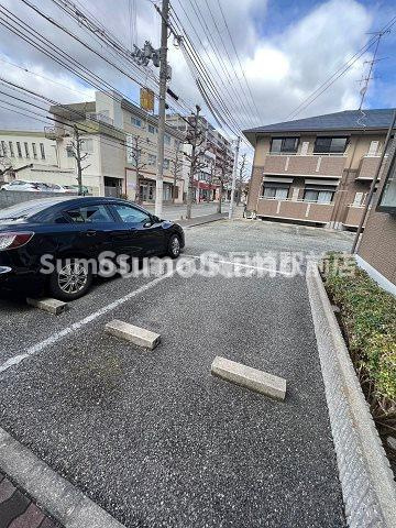 ジュネス武庫之荘Ⅲ　B棟の駐車場|駐車場完備です