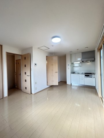 すみれハウスの寝室|開放的な寝室です