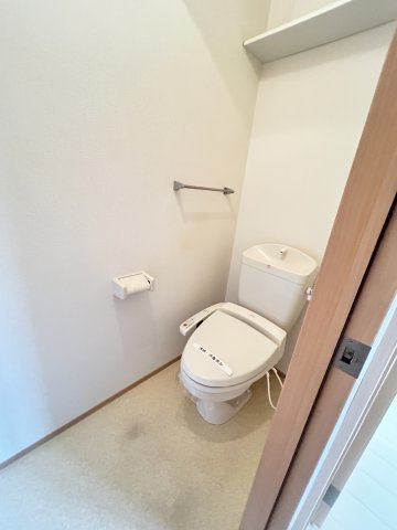 すみれハウスのトイレ|シンプルで使いやすいトイレです