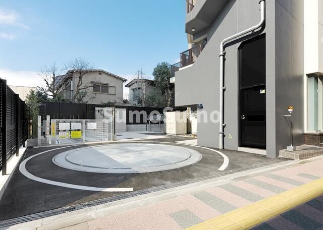 ステラメゾン三軒茶屋の駐車場|駐車場です