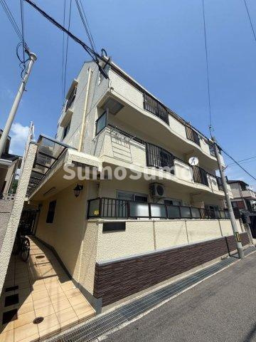 セントラルハイツ本山の外観