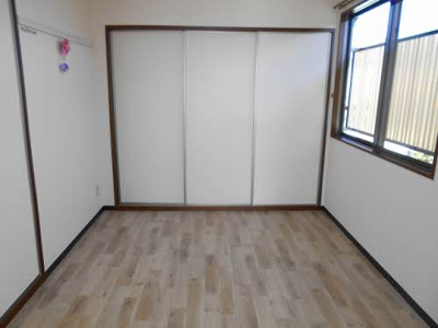 【洋室】 | カーサ虹ヶ丘