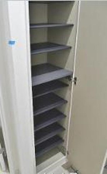 グランブルー森下の玄関