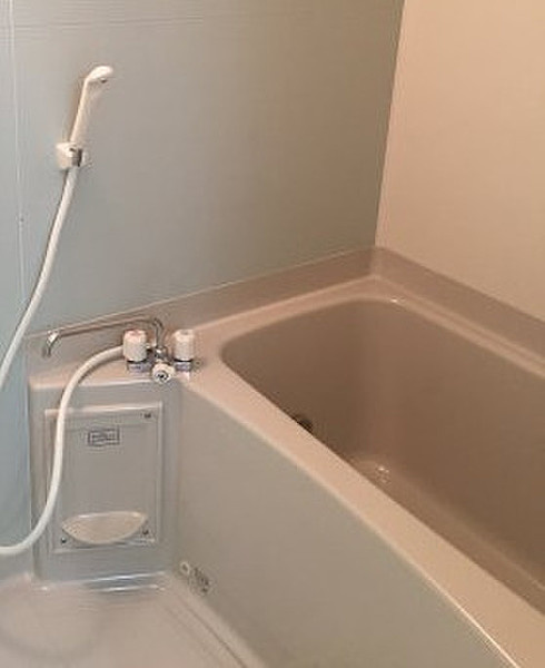 グランブルー森下の浴室