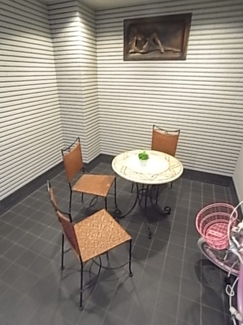 シャルマンコート西宮の外観