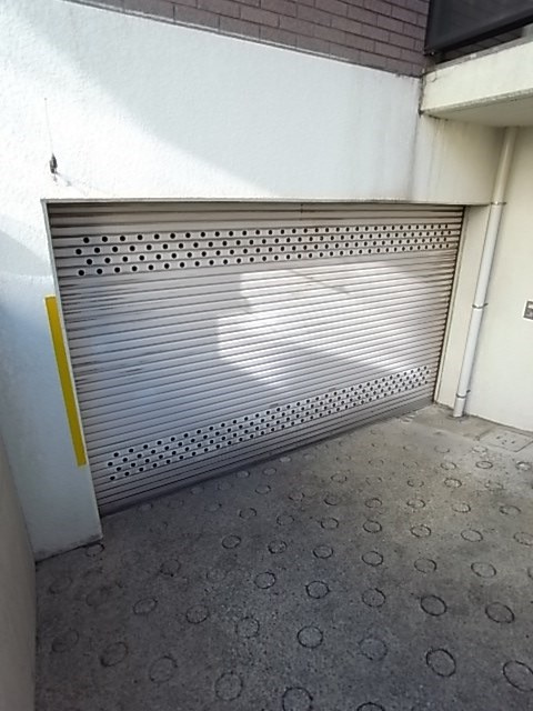 シャルマンコート西宮の外観