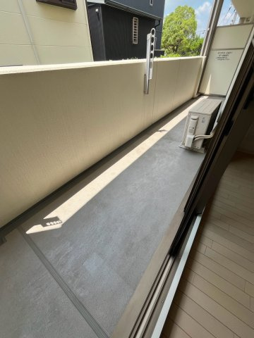 シャルム甲子園口のバルコニー