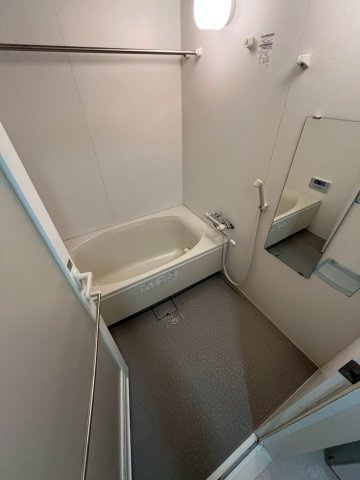 シャルム甲子園口の浴室