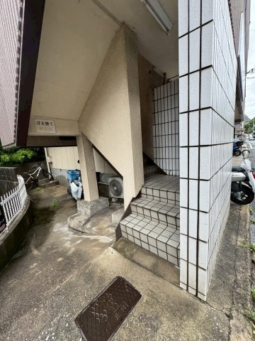 サンマリン妙法寺のロビー